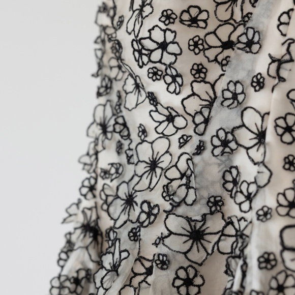 Maticevski Black and White floral gown size xxs - Picture 4 of 9